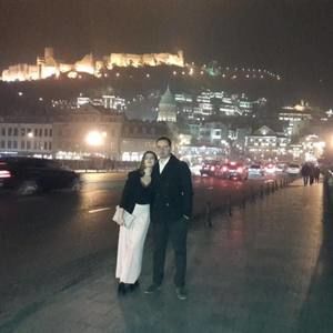 Meet your Posher, Natia